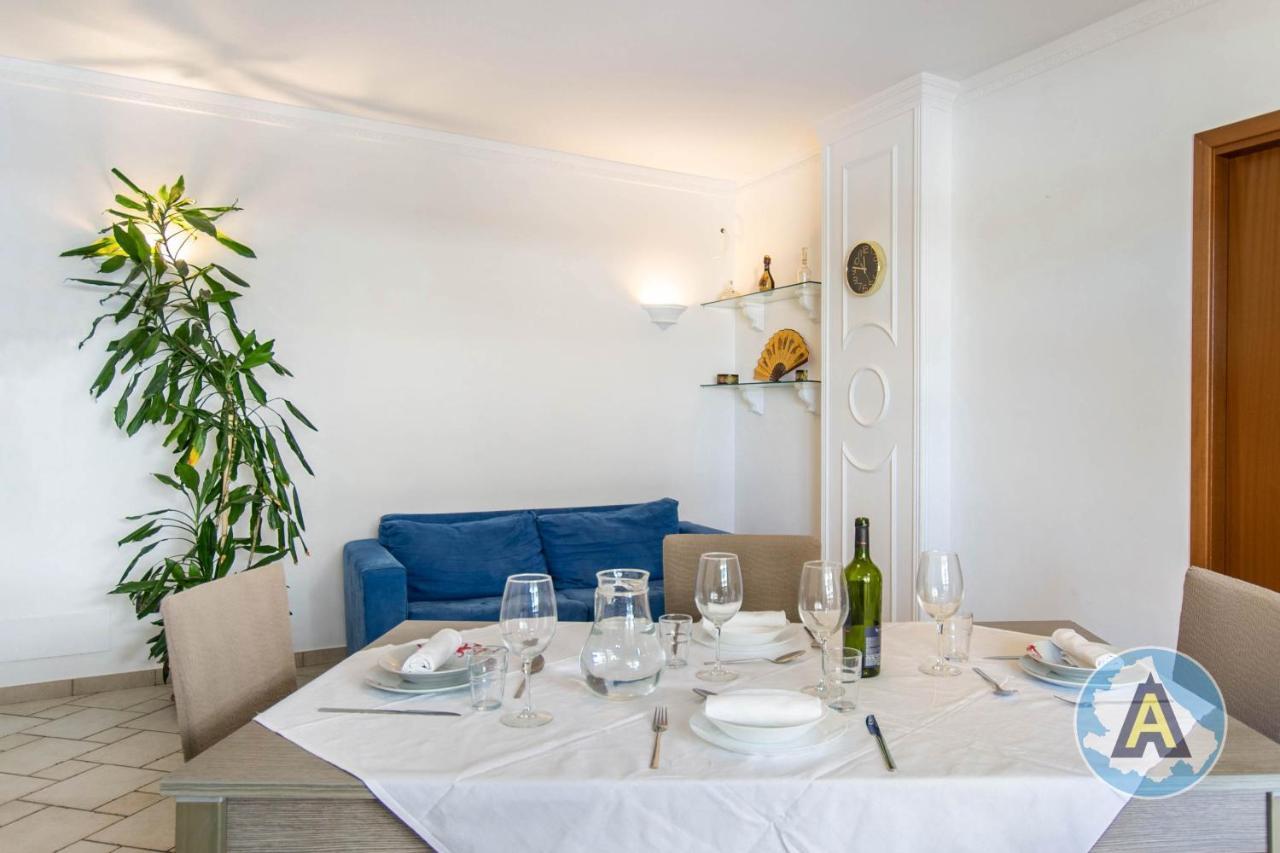 Luminoso A Due Passi Dal Mare 51A Apartment Montesilvano Marina Екстериор снимка