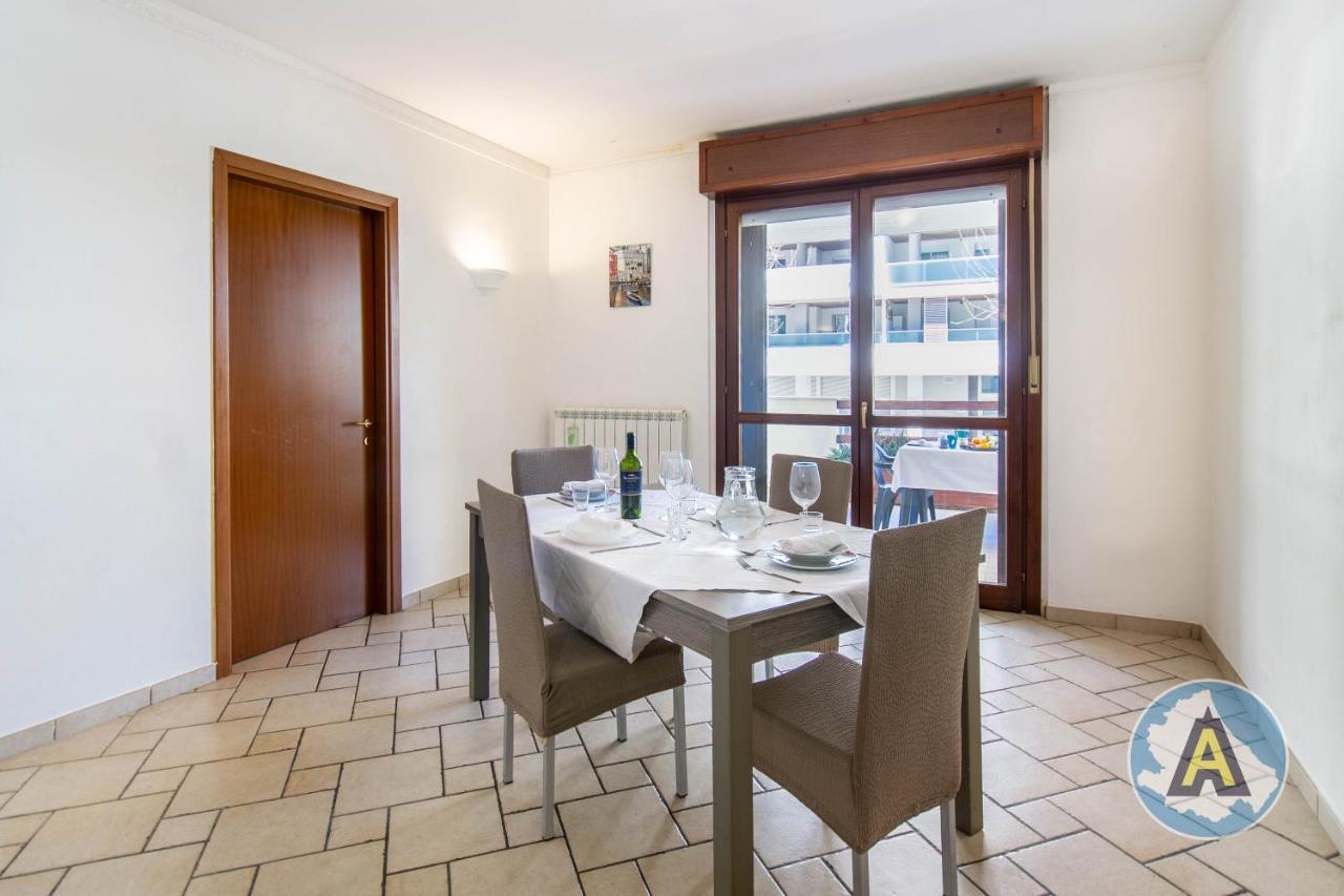 Luminoso A Due Passi Dal Mare 51A Apartment Montesilvano Marina Екстериор снимка