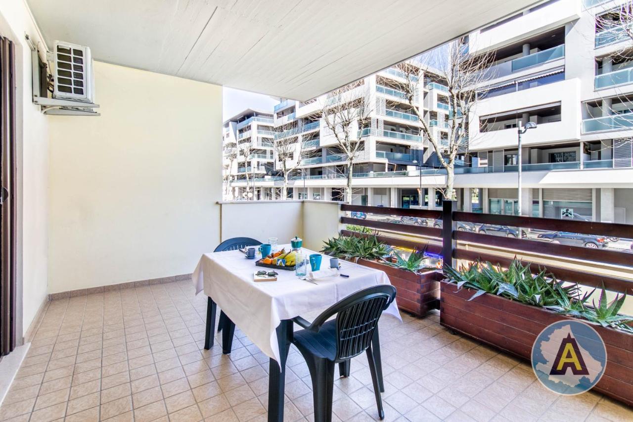 Luminoso A Due Passi Dal Mare 51A Apartment Montesilvano Marina Екстериор снимка