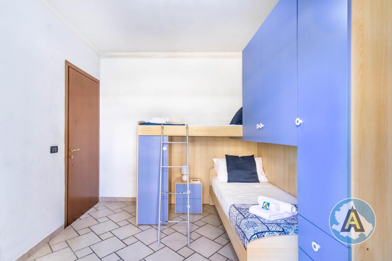 Luminoso A Due Passi Dal Mare 51A Apartment Montesilvano Marina Екстериор снимка