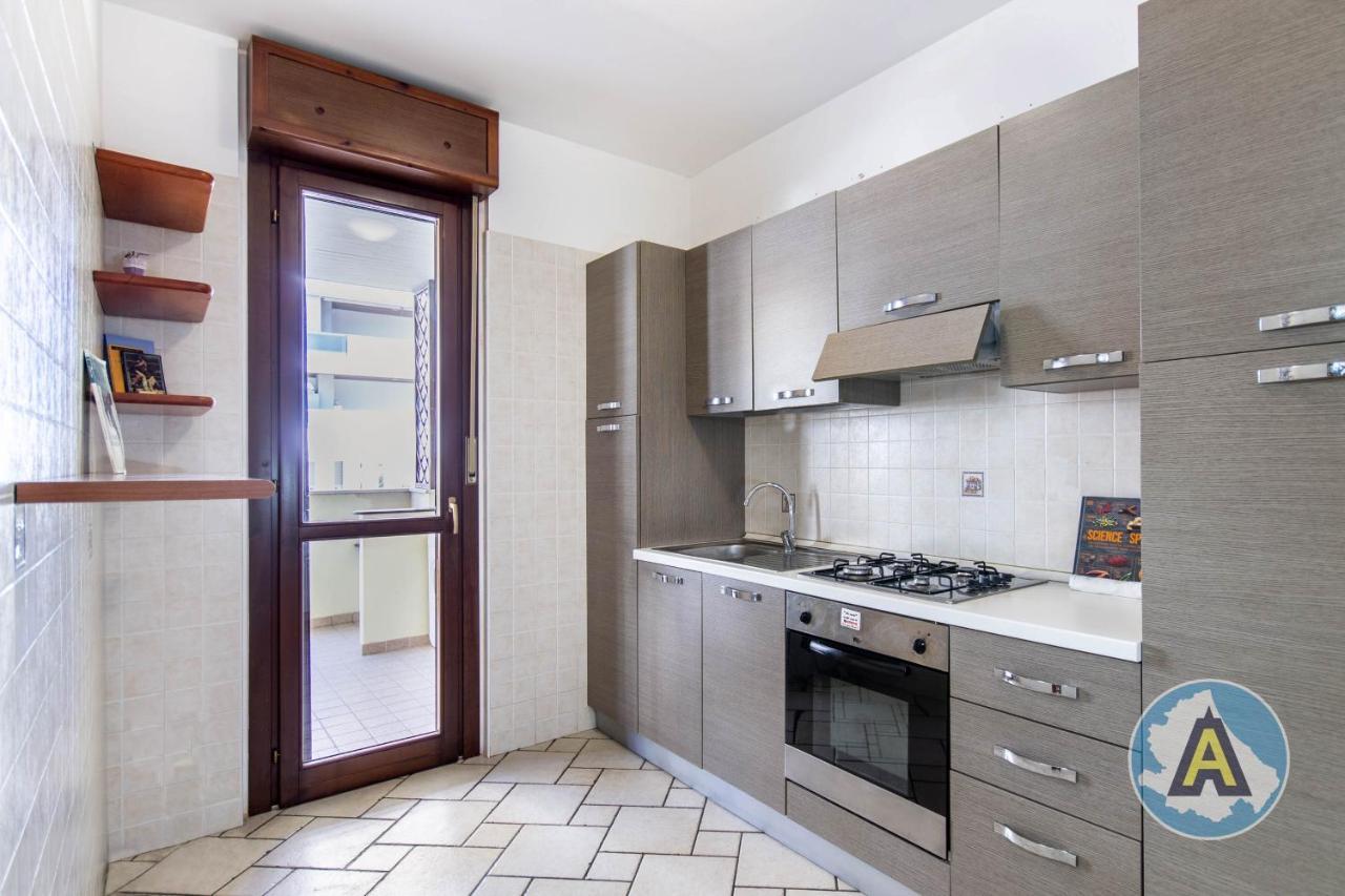 Luminoso A Due Passi Dal Mare 51A Apartment Montesilvano Marina Екстериор снимка
